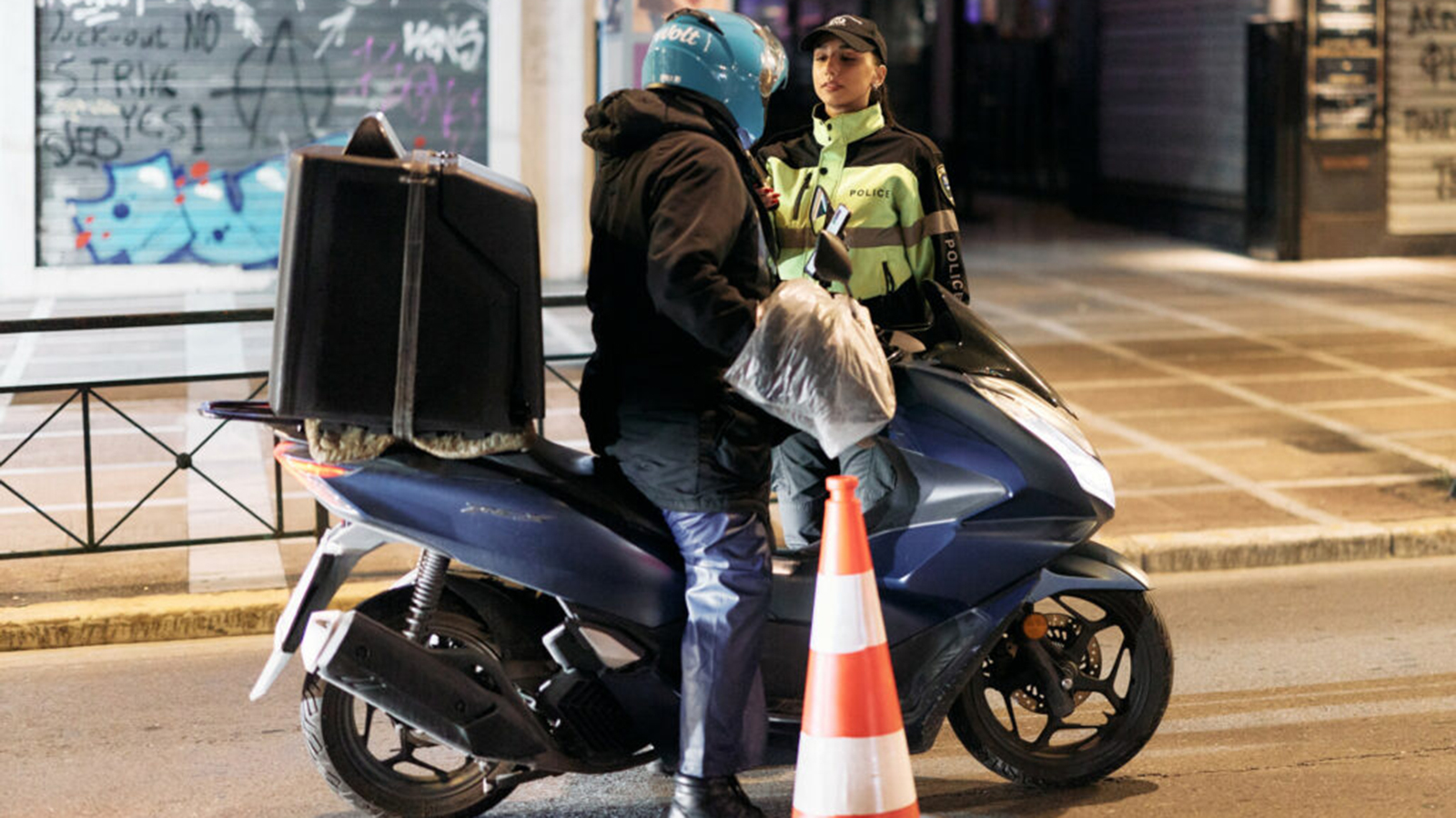 Αθήνα: 1.000 οδηγοί έμειναν χωρίς δίπλωμα σε 5 ημέρες -15 συνελήφθησαν   